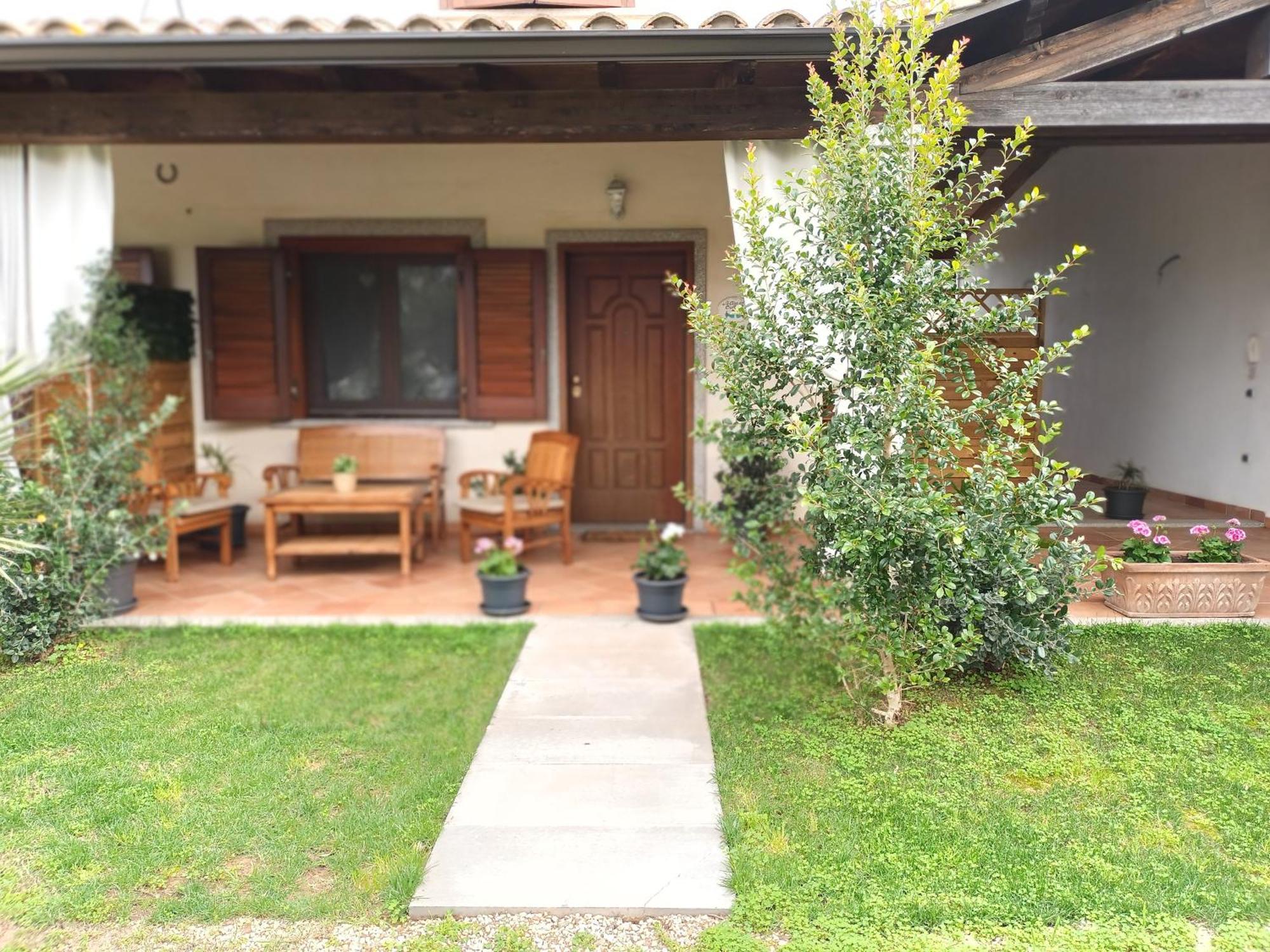 La Casa Del Cuore Pula Exterior photo